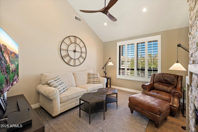 7400 Gainey Club Dr #216, Scottsdale, AZ 85258