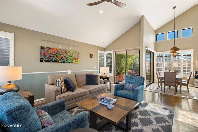 7400 Gainey Club Dr #216, Scottsdale, AZ 85258