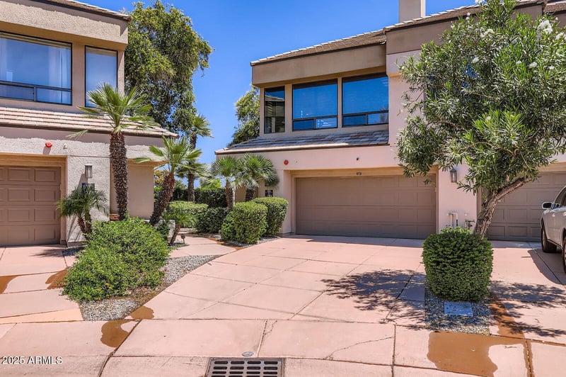 7400 Gainey Club Dr #222, Scottsdale, AZ 85258