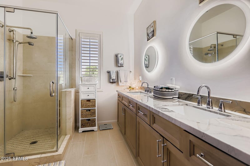 7400 Gainey Club Dr #222, Scottsdale, AZ 85258