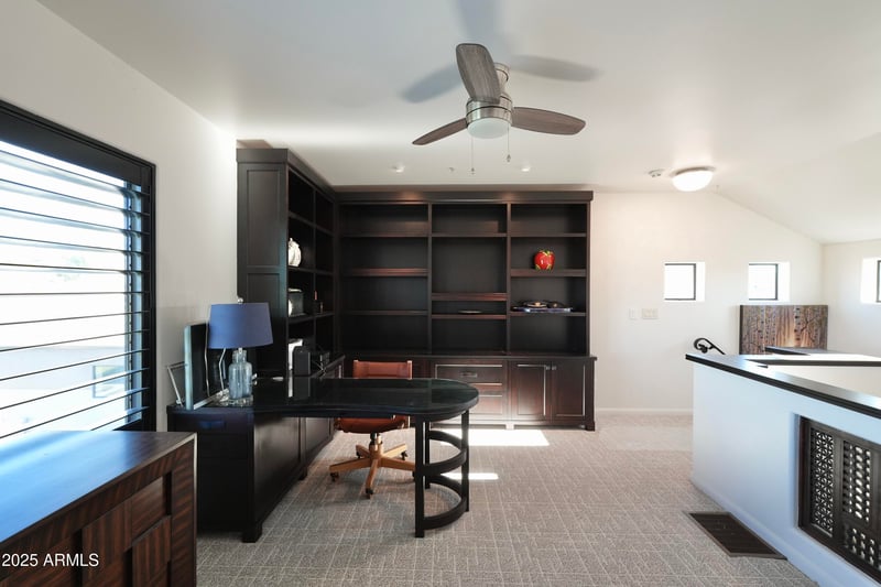 7400 Gainey Club Dr #222, Scottsdale, AZ 85258