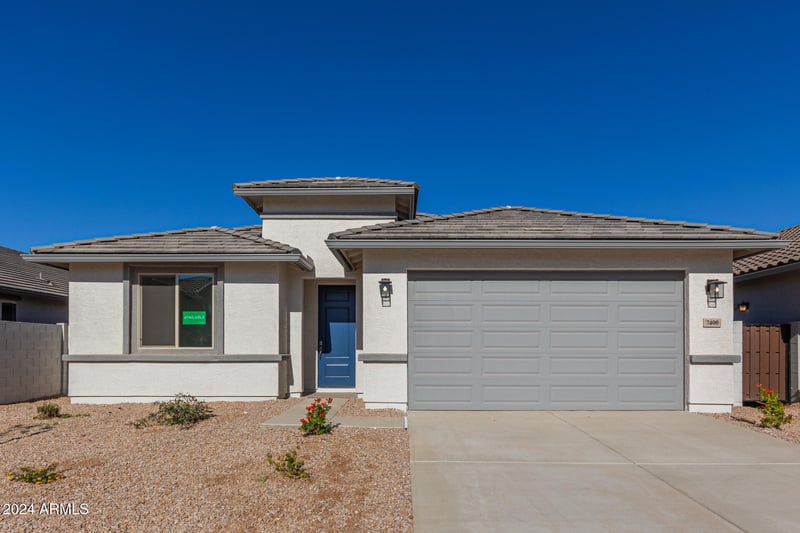 7400 White Tail Rd, San Tan Valley, AZ 85143