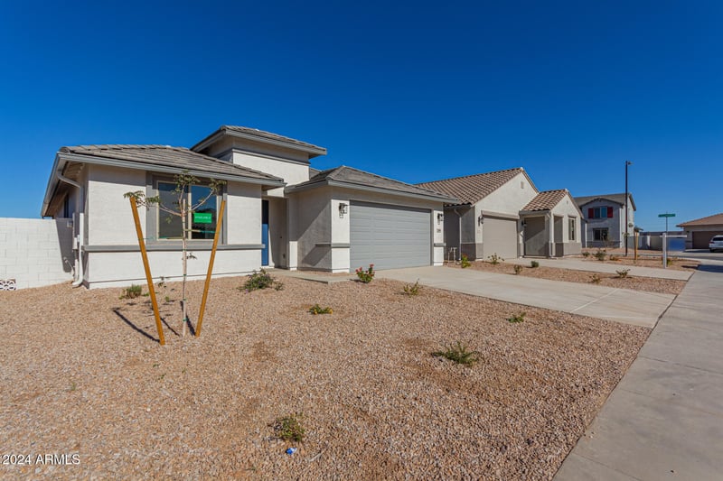 7400 White Tail Rd, San Tan Valley, AZ 85143