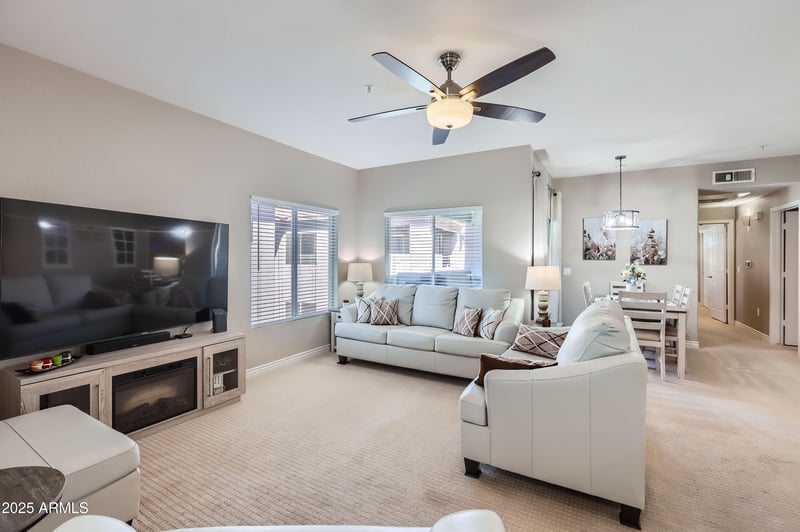 7401 Arrowhead Clubhouse Dr #2045, Glendale, AZ 85308