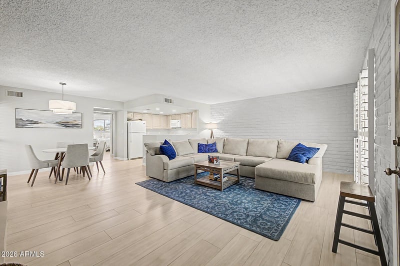 7401 E Northland Dr #8, Scottsdale, AZ 85251