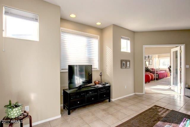 7401 W Arrowhead Clubhouse Dr #1009, Glendale, AZ 85308
