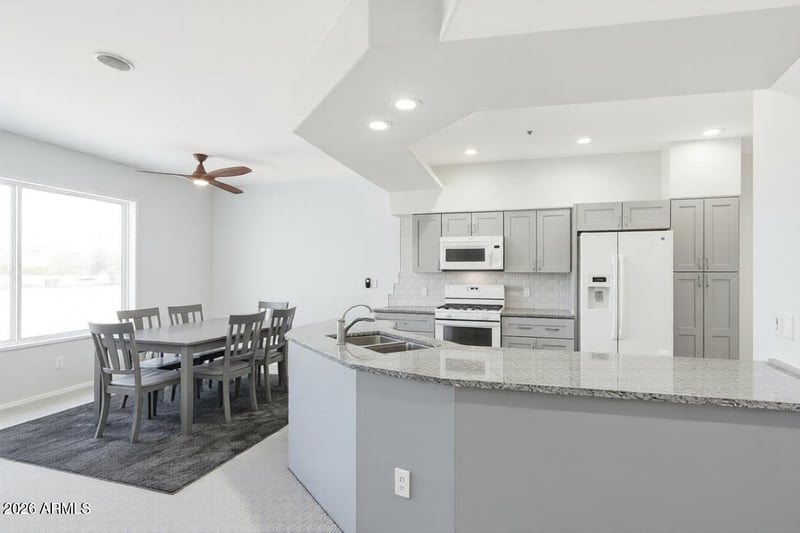 7401 Arrowhead Clubhouse Dr #2023, Glendale, AZ 85308
