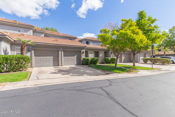 7401 W Arrowhead Clubhouse Dr #2046, Glendale, AZ 85308