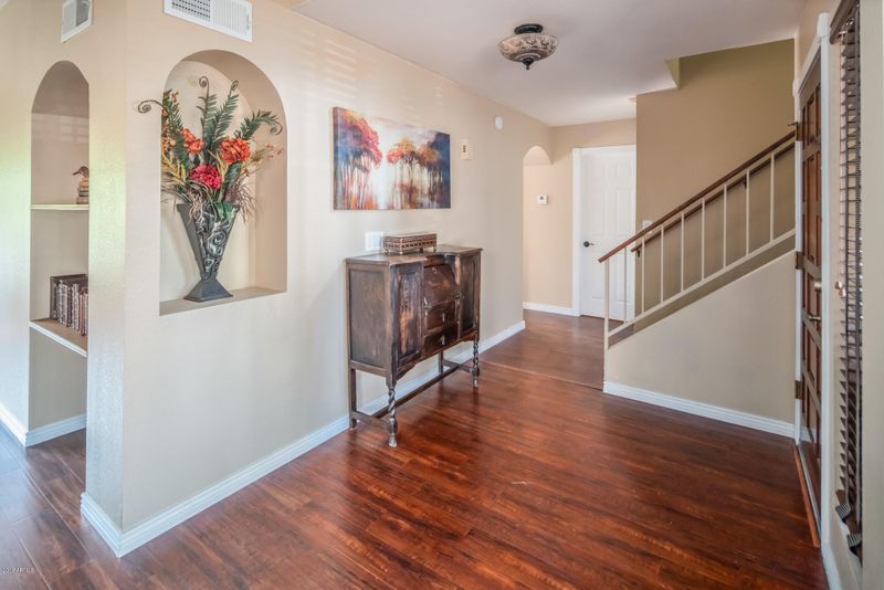 7401 W Utopia Rd, Glendale, AZ 85308