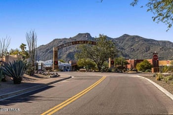 7402 Carefree Dr #310, Carefree, AZ 85377