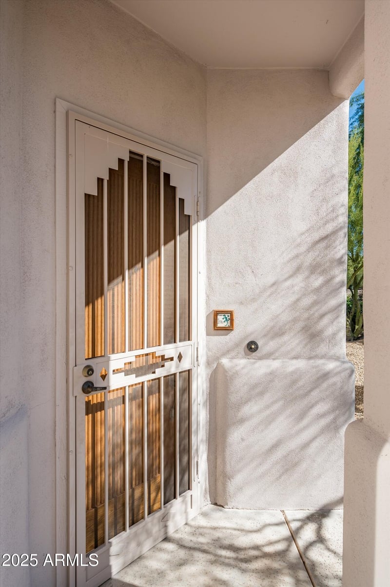 7402 Hum Rd #5, Carefree, AZ 85377