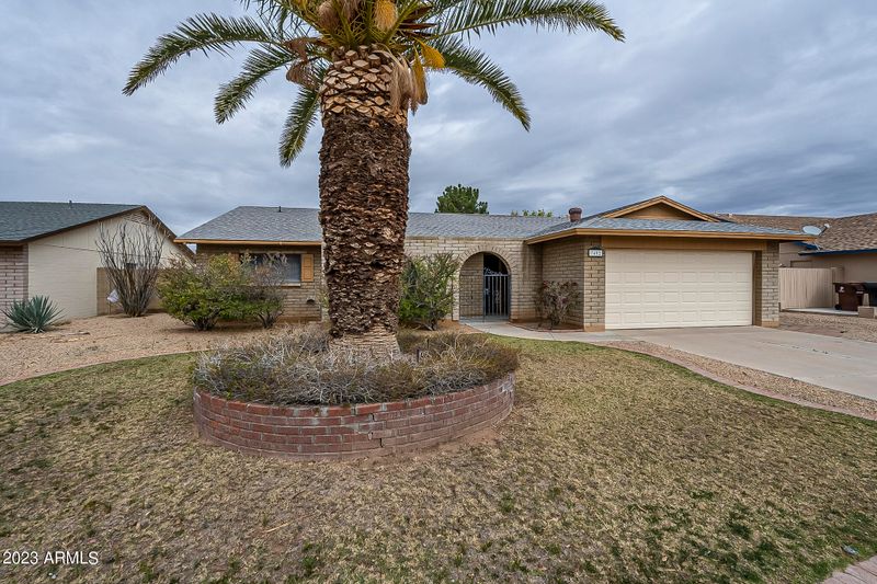 7402 W Bloomfield Rd, Peoria, AZ 85381
