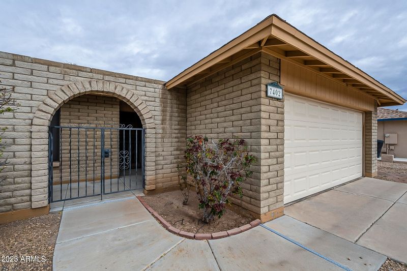 7402 W Bloomfield Rd, Peoria, AZ 85381