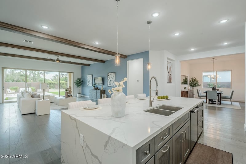 7403 Lisbon Ln, Peoria, AZ 85381