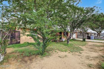 7404 W Turney Ave, Phoenix, AZ 85033