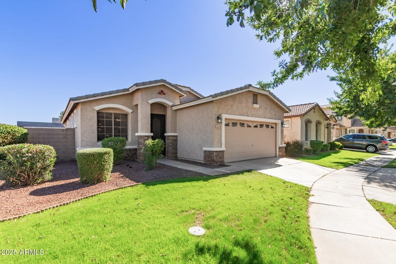 7405 19th St, Phoenix, AZ 85042