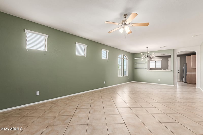 7405 19th St, Phoenix, AZ 85042