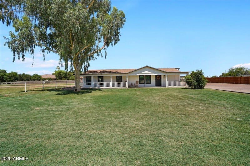 7407 157th Ave, Litchfield Park, AZ 85340