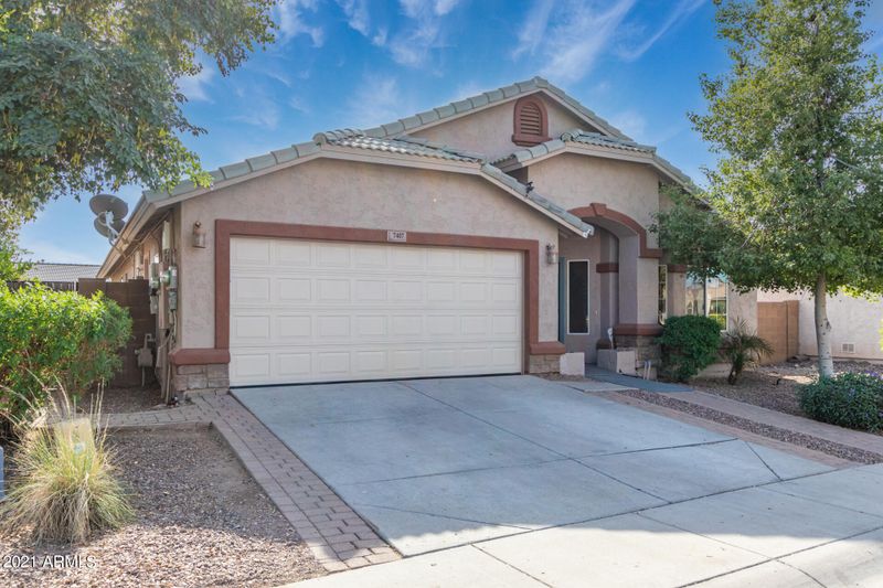 7407 W Ellis St, Laveen, AZ 85339