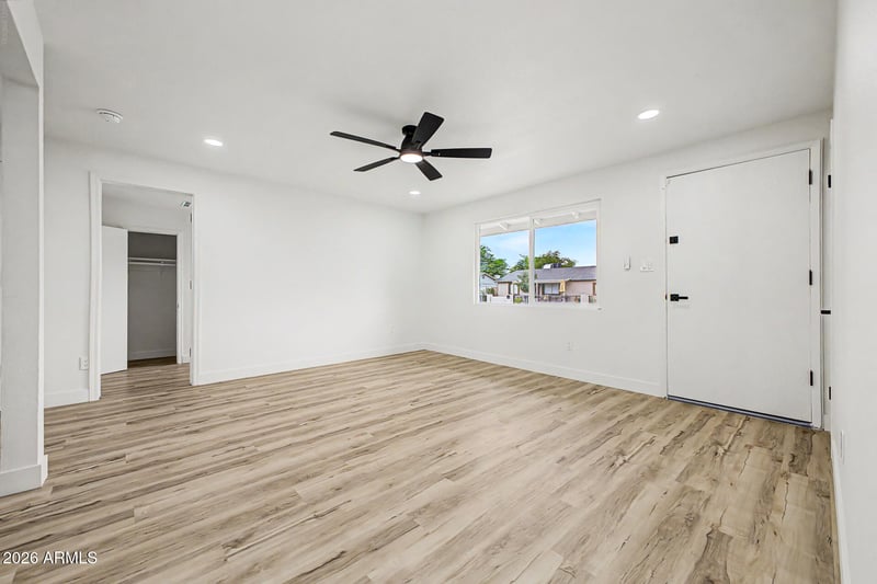 7407 W Monte Vista Rd, Phoenix, AZ 85035