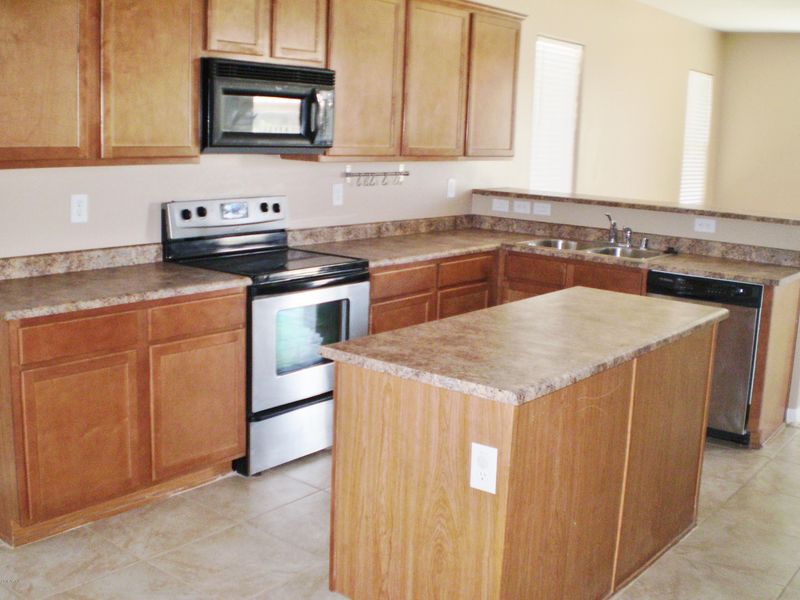 7408 S 45th Ave, Laveen, AZ 85339