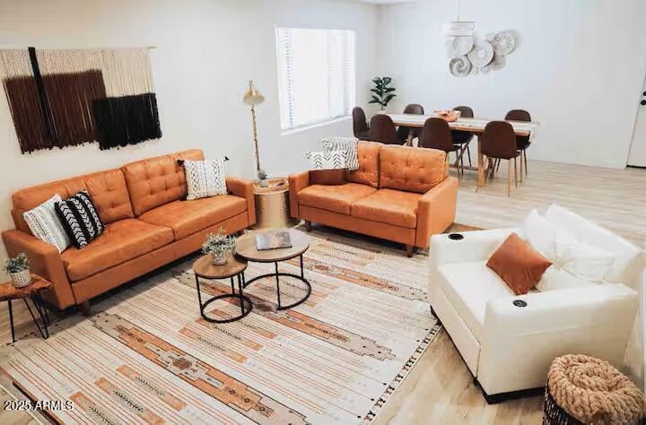 7412 Elm St, Tempe, AZ 85283