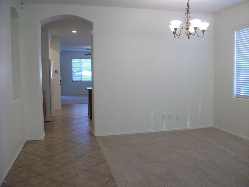 7413 N 87th Dr, Glendale, AZ 85305