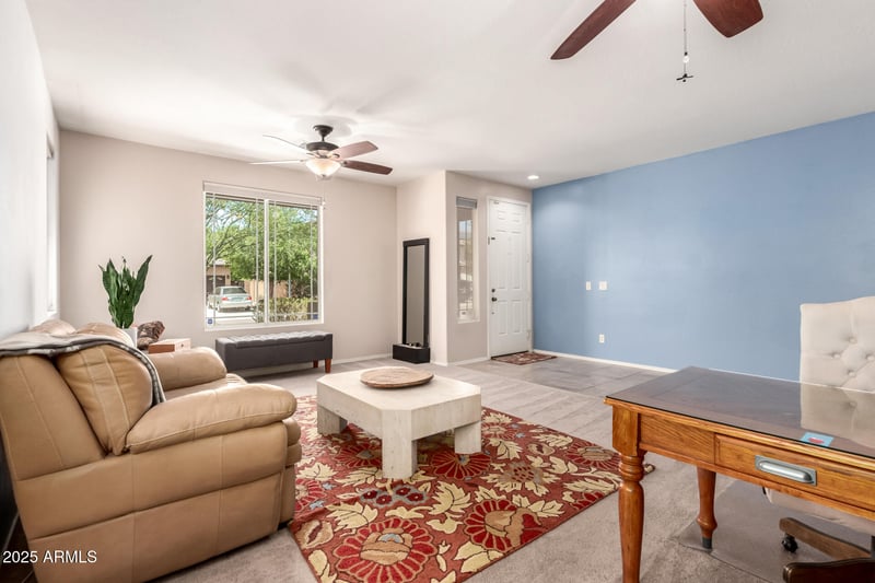 7413 Southgate Ave, Phoenix, AZ 85043