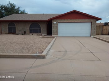 7413 W Corrine Dr, Peoria, AZ 85381