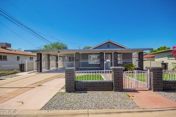 7414 54th Ave, Glendale, AZ 85301