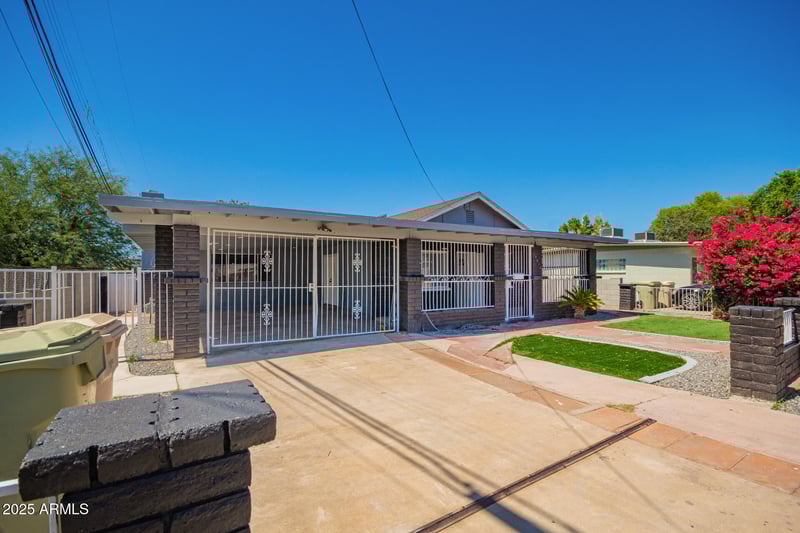 7414 54th Ave, Glendale, AZ 85301