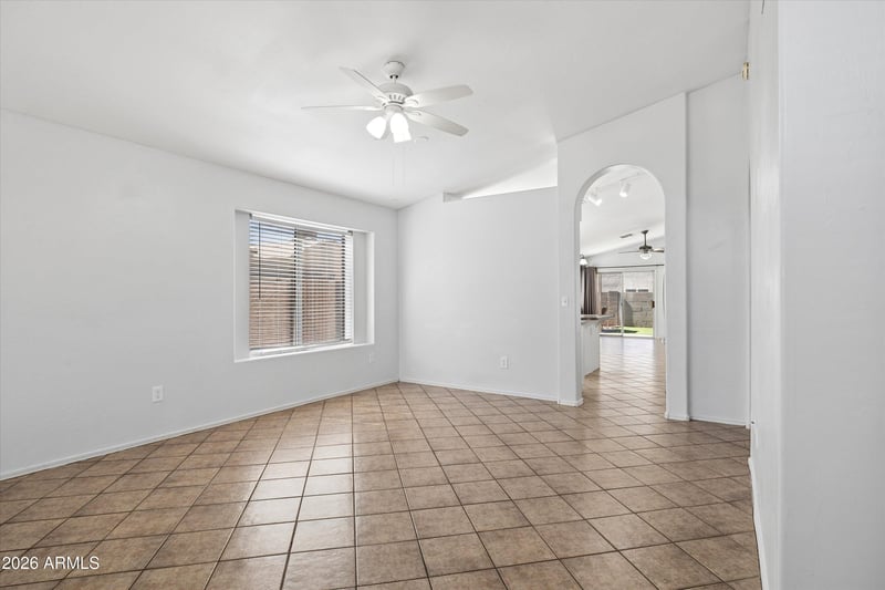 7415 Lobo Ave, Mesa, AZ 85209