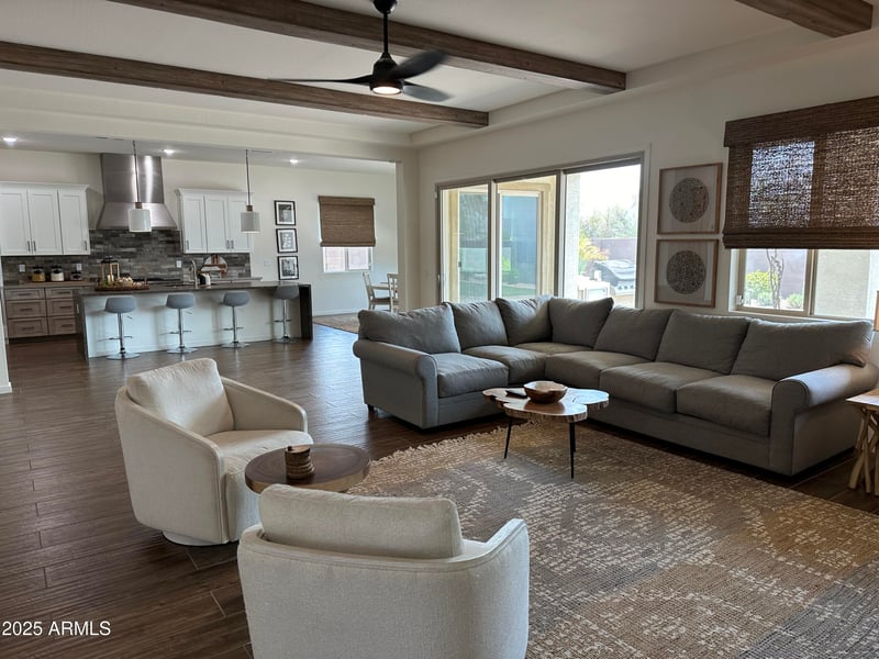 7415 Lisbon Ln, Peoria, AZ 85381