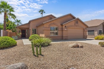 7415 W Aurora Dr, Glendale, AZ 85308