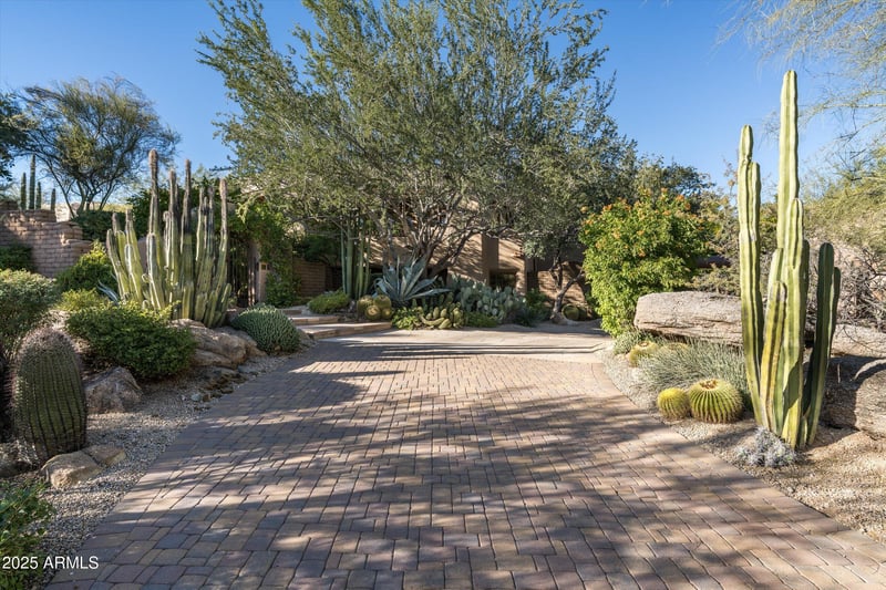 7416 Arroyo Hondo Rd, Scottsdale, AZ 85266