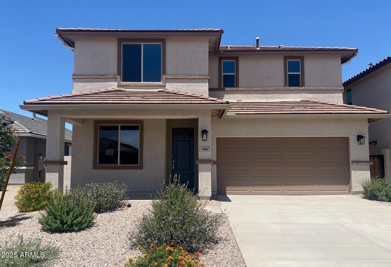 7416 Hackamore Ln, San Tan Valley, AZ 85143