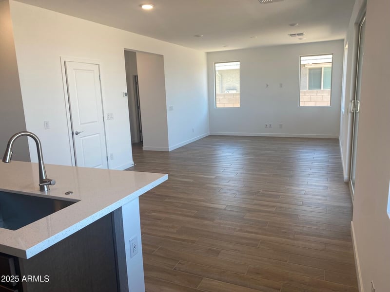 7416 Hackamore Ln, San Tan Valley, AZ 85143