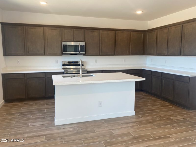 7416 Hackamore Ln, San Tan Valley, AZ 85143