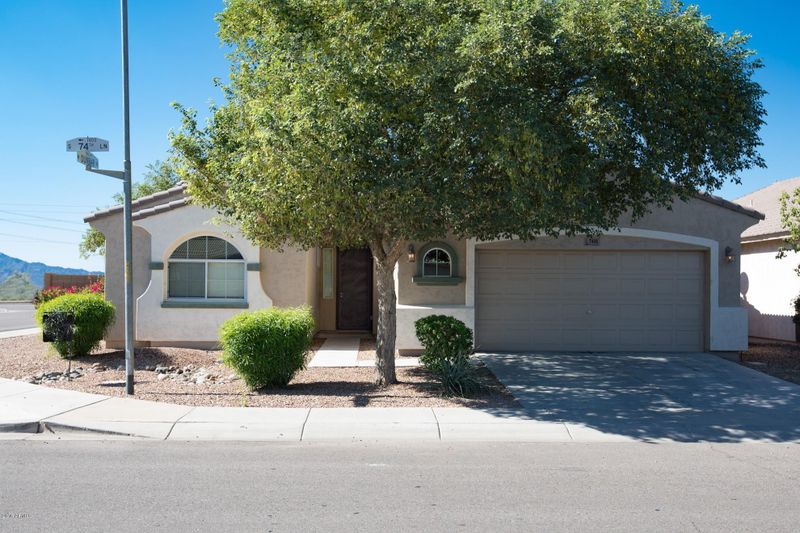 7416 S 74th Ln, Laveen, AZ 85339