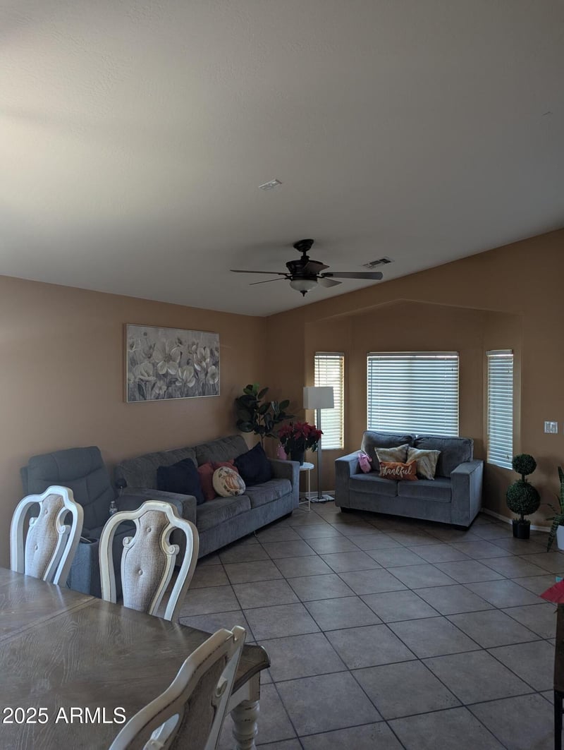 7417 Park St, Laveen, AZ 85339