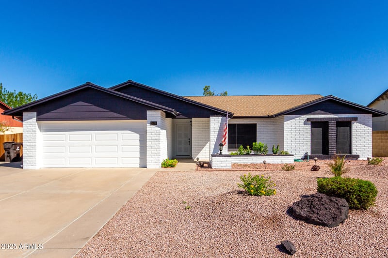 7418 Corrine Dr, Peoria, AZ 85381