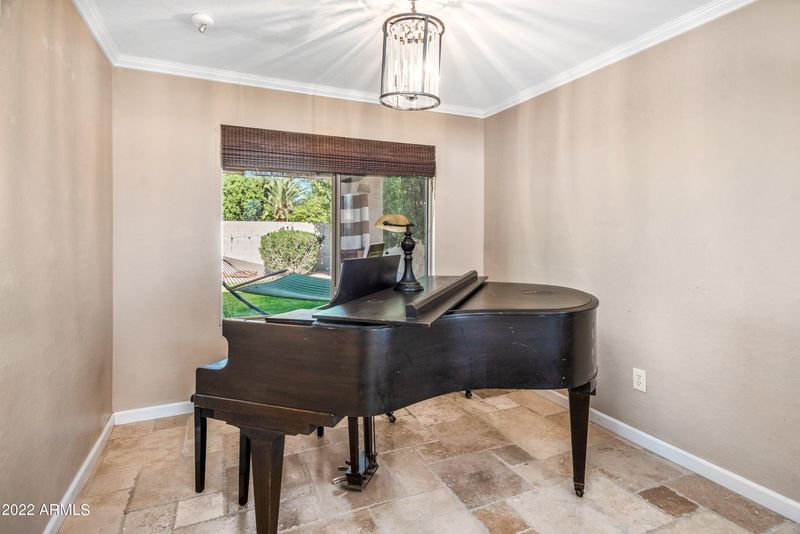 7418 E Nido Ave, Mesa, AZ 85209
