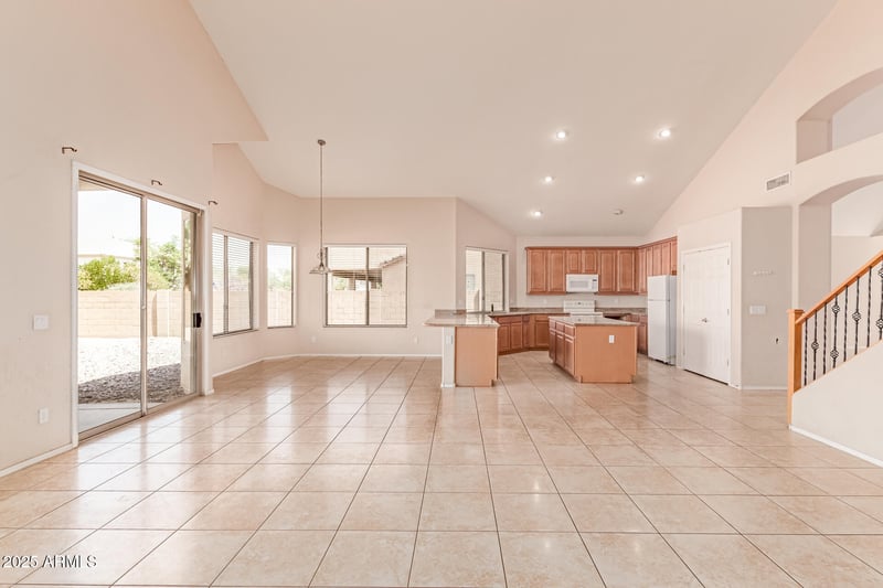 7418 25th Ln, Phoenix, AZ 85041