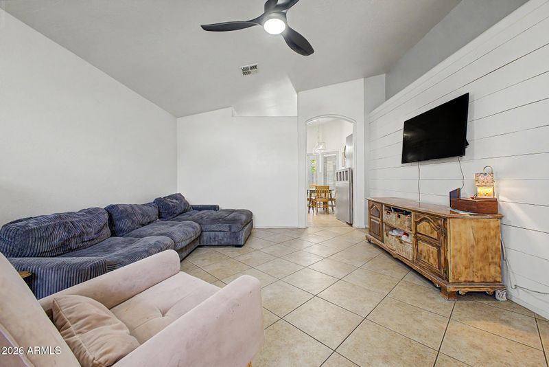7419 E Milagro Ave, Mesa, AZ 85209