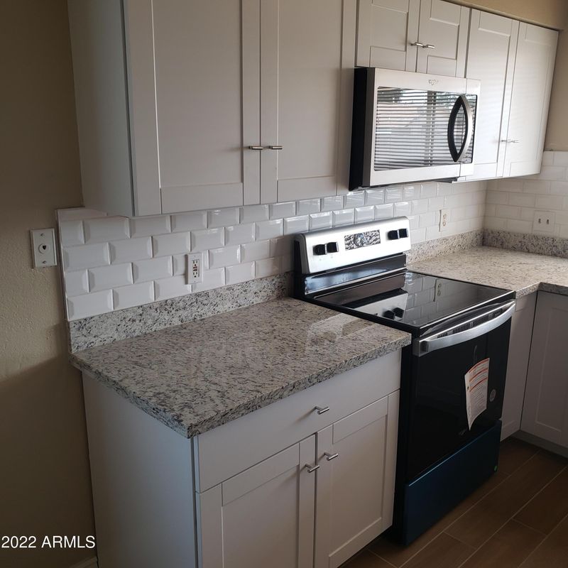 7419 W Hatcher Rd, Peoria, AZ 85345