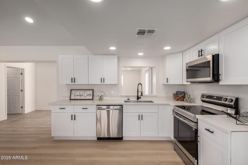 742 9th Ave, Mesa, AZ 85204