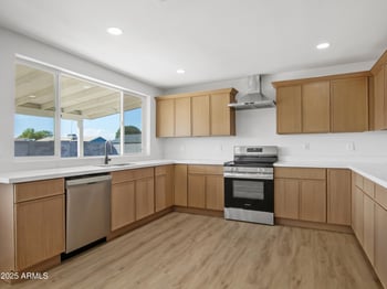 742 Los Alamos St, Mesa, AZ 85204
