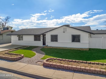 742 Los Alamos St, Mesa, AZ 85204