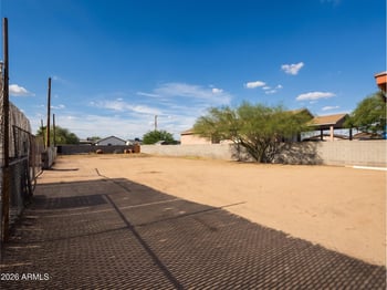 742 Broadway Rd, Phoenix, AZ 85041