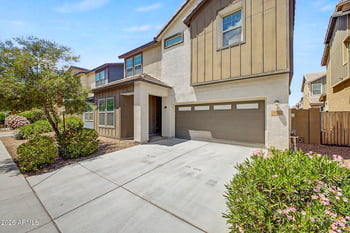 742 Winchester Dr, Chandler, AZ 85286